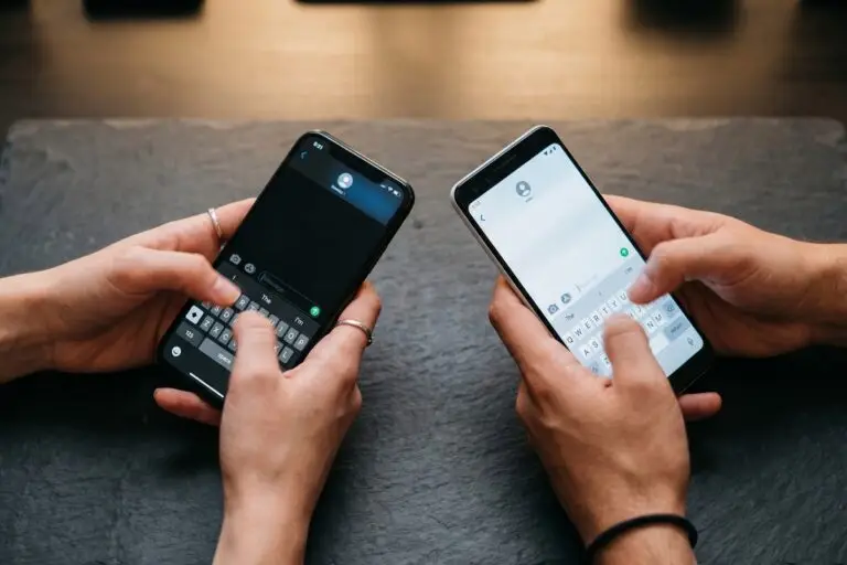 Side-by-side comparison of iPhone and Android keyboard shortcuts for faster typing